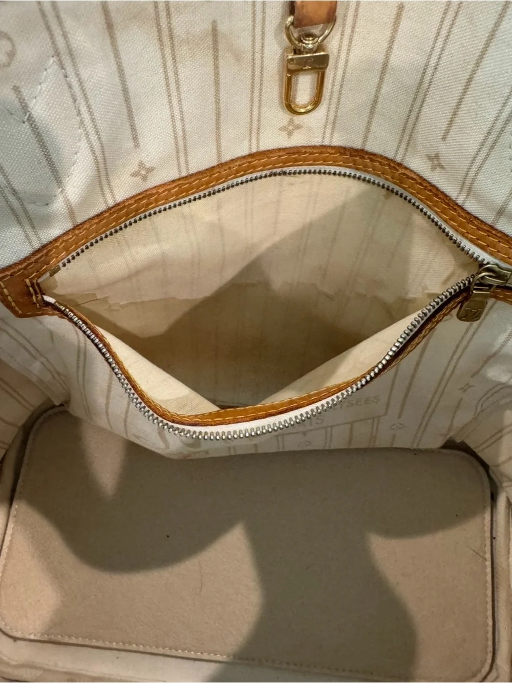 Louis Vuitton Damier Azur Canvas Tote in White and Tan